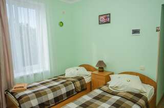 Гостиница Инжир Севастополь Стандартный двухместный номер с 1 кроватью или 2 отдельными кроватями-2
